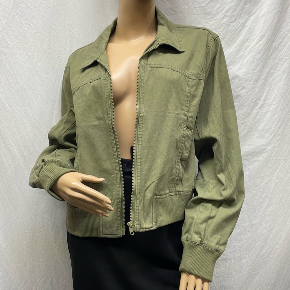 Reserve Fairfax Women's Army Green Full Zipper Cropped Jacket NWT - Picture 10 of 10